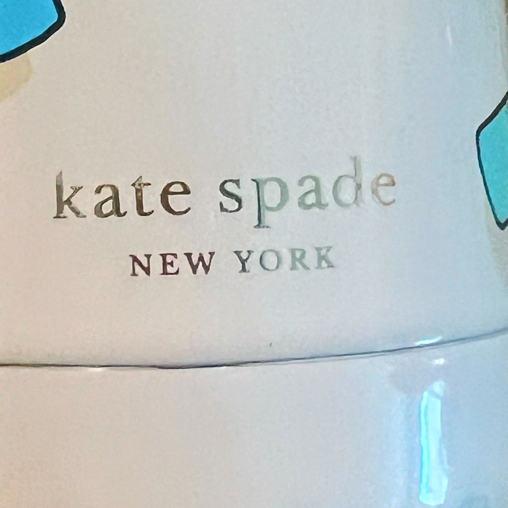 Kate Spade New York White Insulated Stainless Steel Water Bottle, 14.5 - Picture 5 of 8